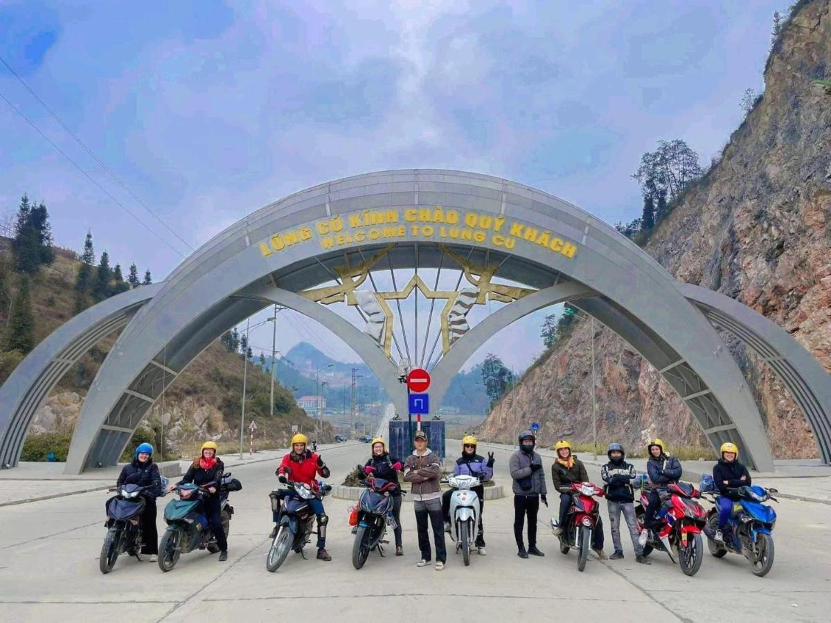 Ha Giang Safari Hostel & Motorbikes Ngoại thất bức ảnh